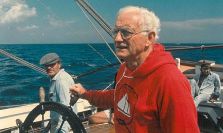 joe-garland-with-capt-jim-sharp-and-leon-poindexter-at-the-wheel-of-schooner-adventure-september-1988-photo-peter-freed